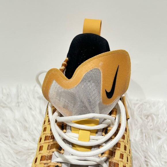 Nile React Sertu Grey Honeycomb running shoe men’s Size 10 - Picture 12 of 15